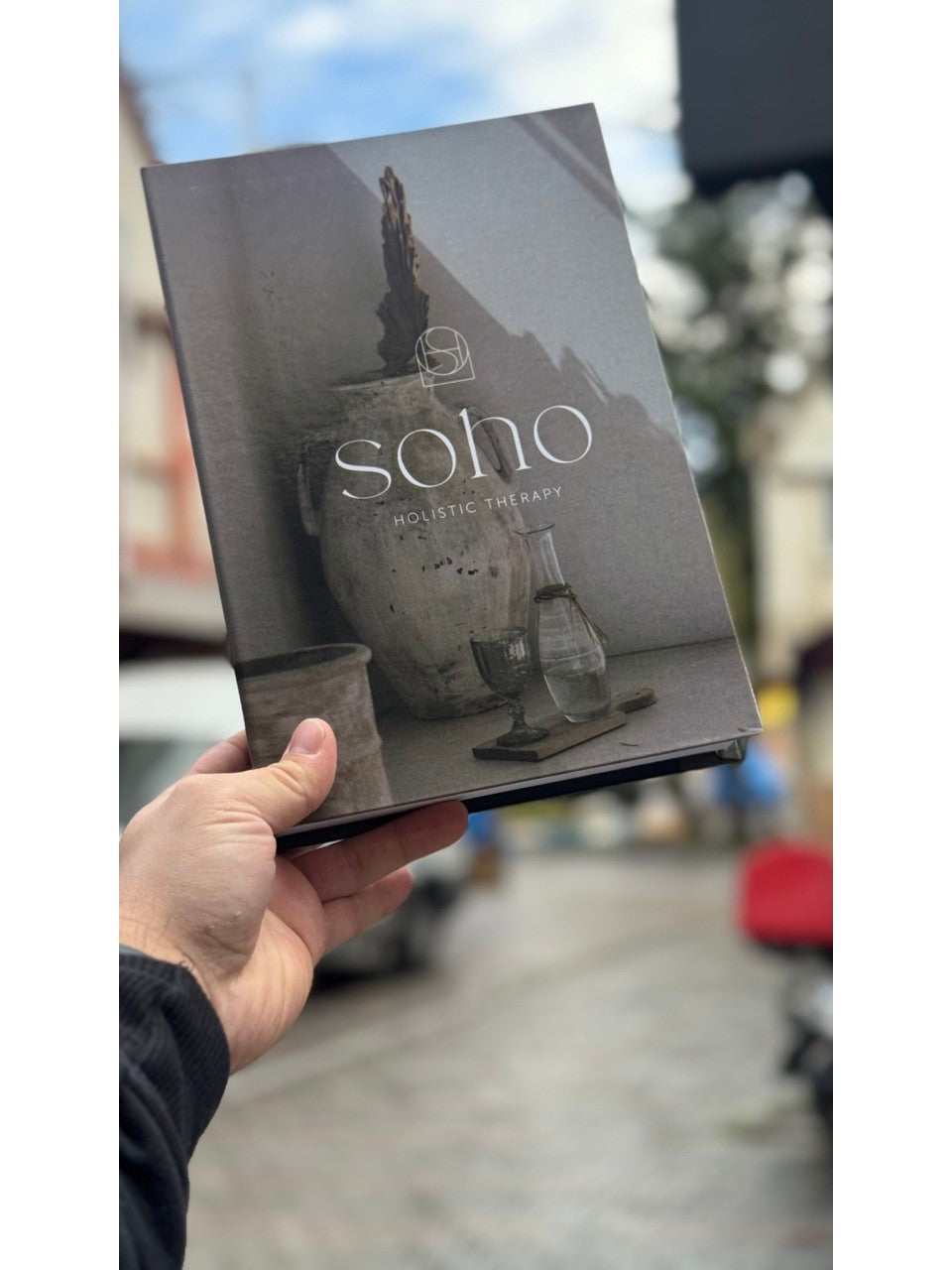 Soho Holistic Therapy Dekoratif Kitap Kıtu– Minimal Doğal Tasarım – Salon & Ofis
