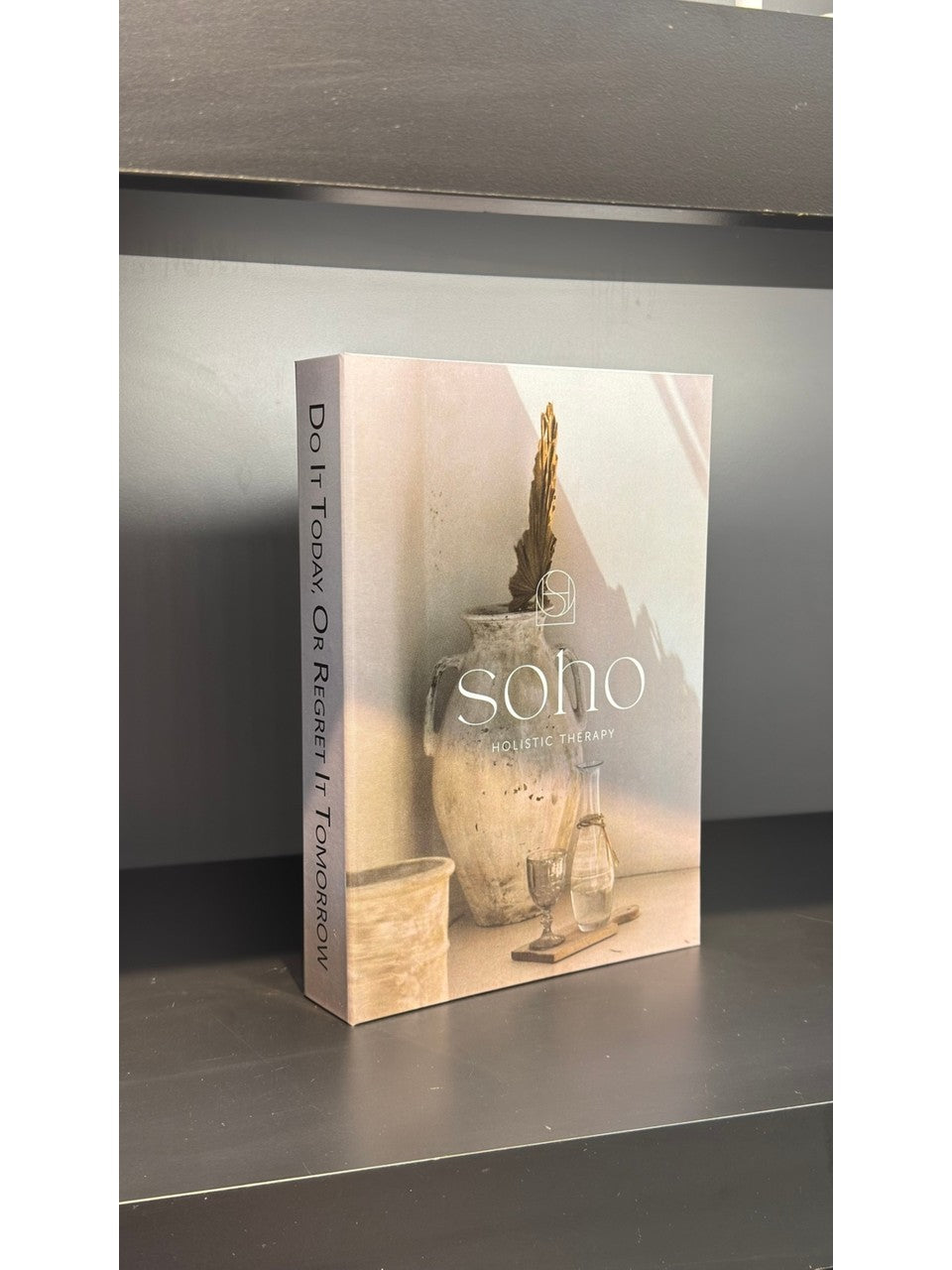 Soho Holistic Therapy Dekoratif Kitap Kıtu– Minimal Doğal Tasarım – Salon & Ofis