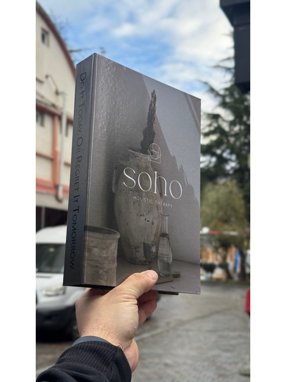 Soho Holistic Therapy Dekoratif Kitap Kıtu– Minimal Doğal Tasarım – Salon & Ofis